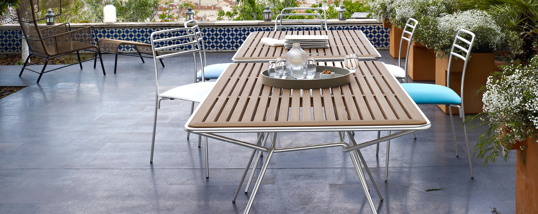  Ligne Roset