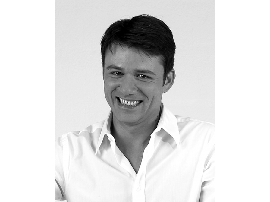 Alban-Sébastien Gilles Ligne Roset