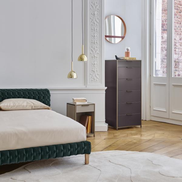 BEDSIDE TABLE 1 DRAWER RIGHT-HINGED DOOR / ARGILE LACQUER Ligne Roset