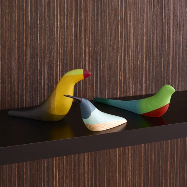 PÁJAROS SATZ MIT 3 DEKORATIVEN VÖGELN FARBIG Ligne Roset