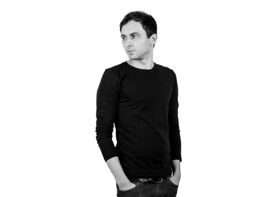 Simon Morasi Piperčić Ligne Roset